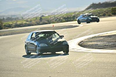 media/Dec-13-2025-Extreme Speed (Sat) [[d129ecb0b9]]/Beginner/Session 3 (Turn 5)/